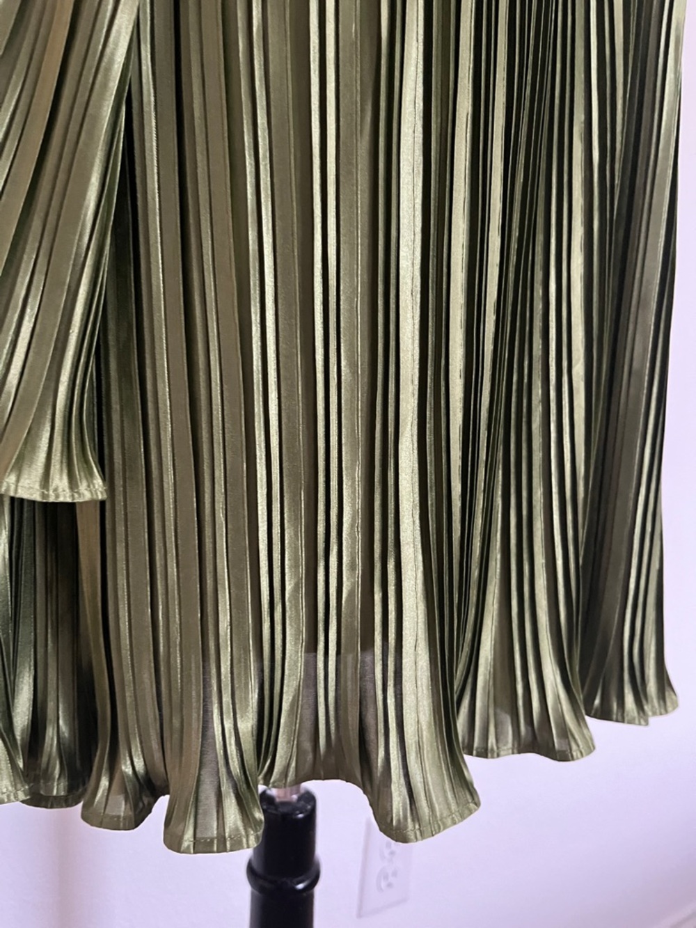VICI Olive One-Shoulder Pleated Mini Dress - Picture 7 of 12